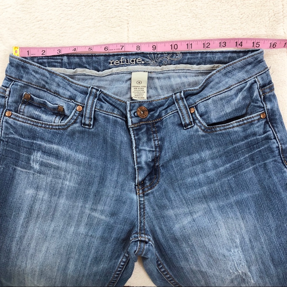 Refuge jean capris size 11 - Picture 5 of 7